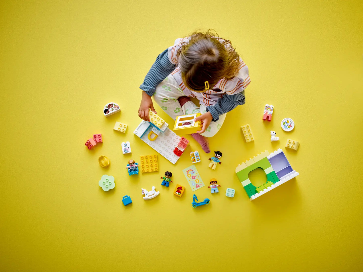 LEGO Life At The Day Care Center