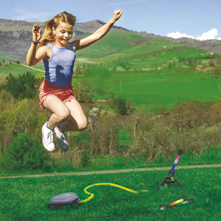 National Geographic Light-Up Air Rockets