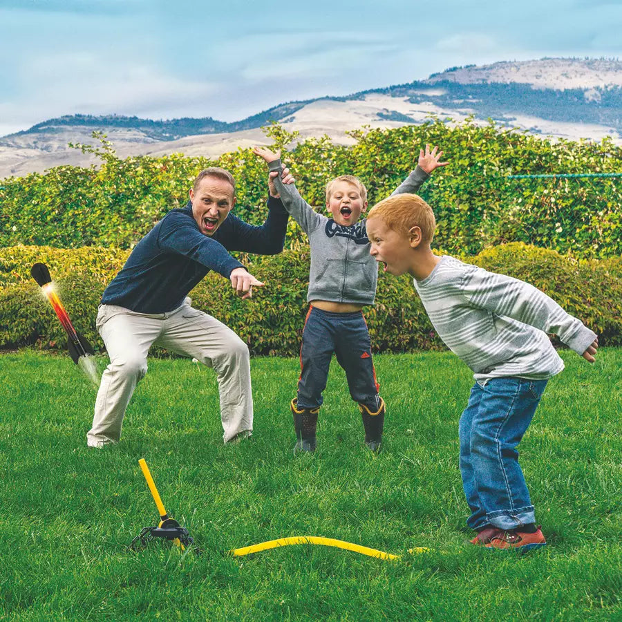 National Geographic Light-Up Air Rockets