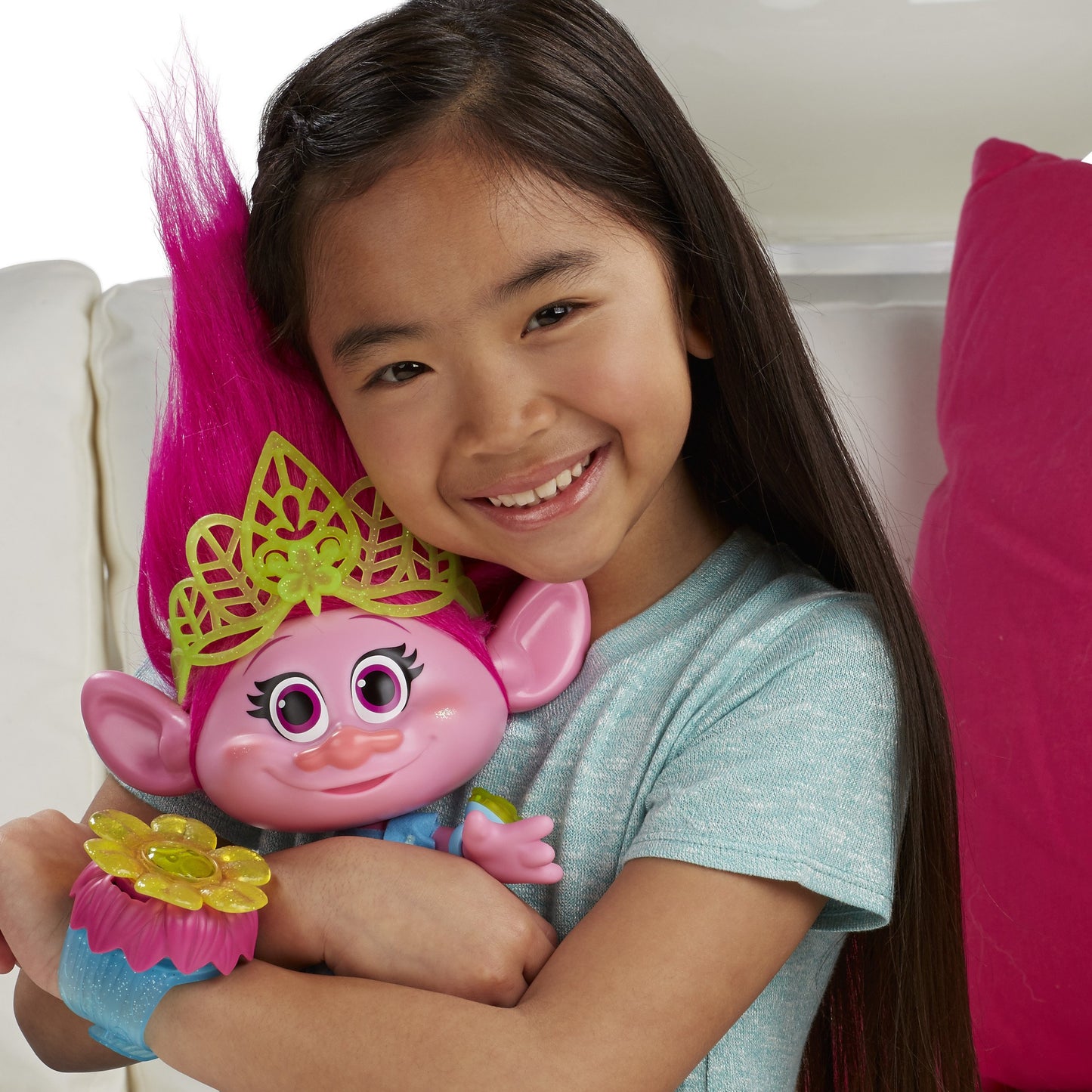 Hasbro Trolls Hug Time Poppy Doll
