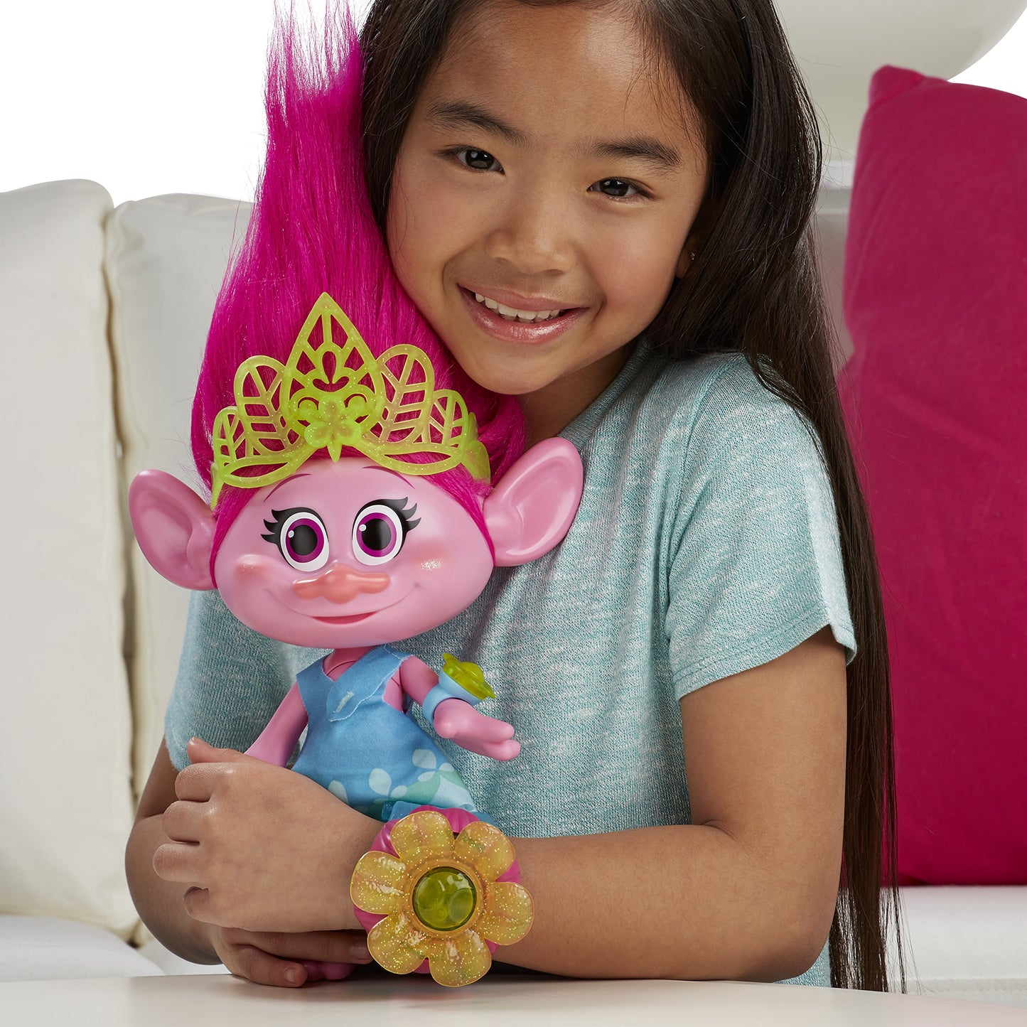 Hasbro Trolls Hug Time Poppy Doll