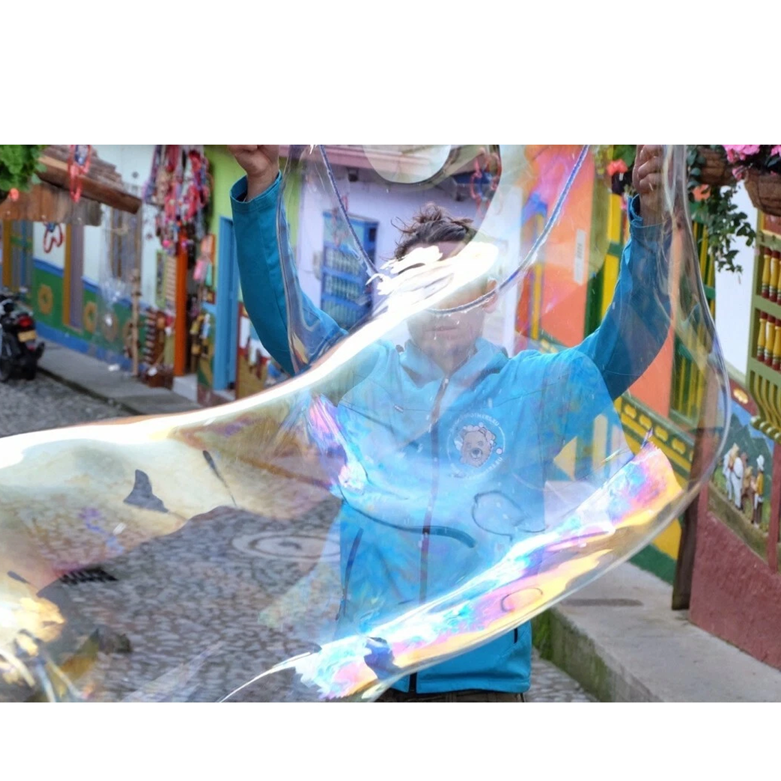 Majestic Bubbles New Mega Bubble Kit Blue