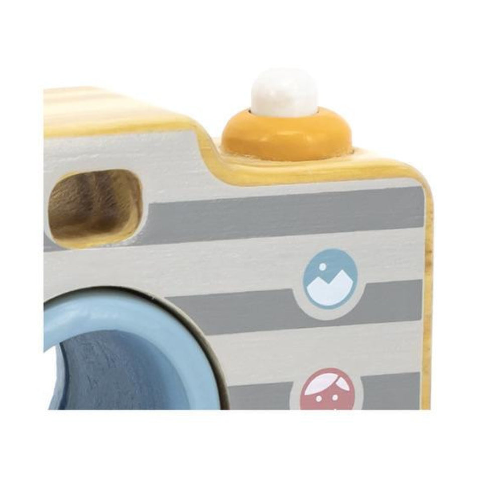 Polar B Wooden Camera