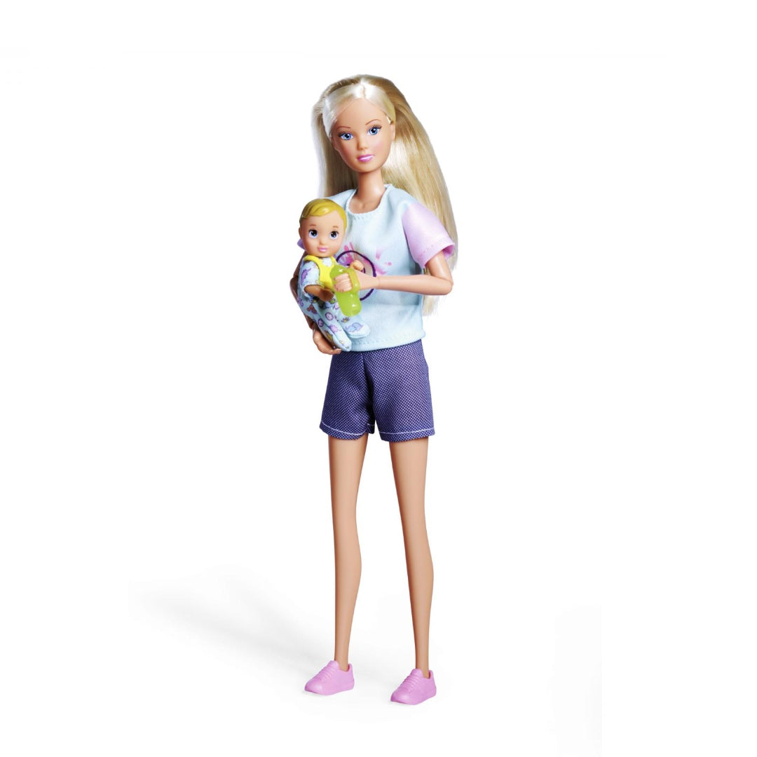 ستيفي يحب طعام الطفل