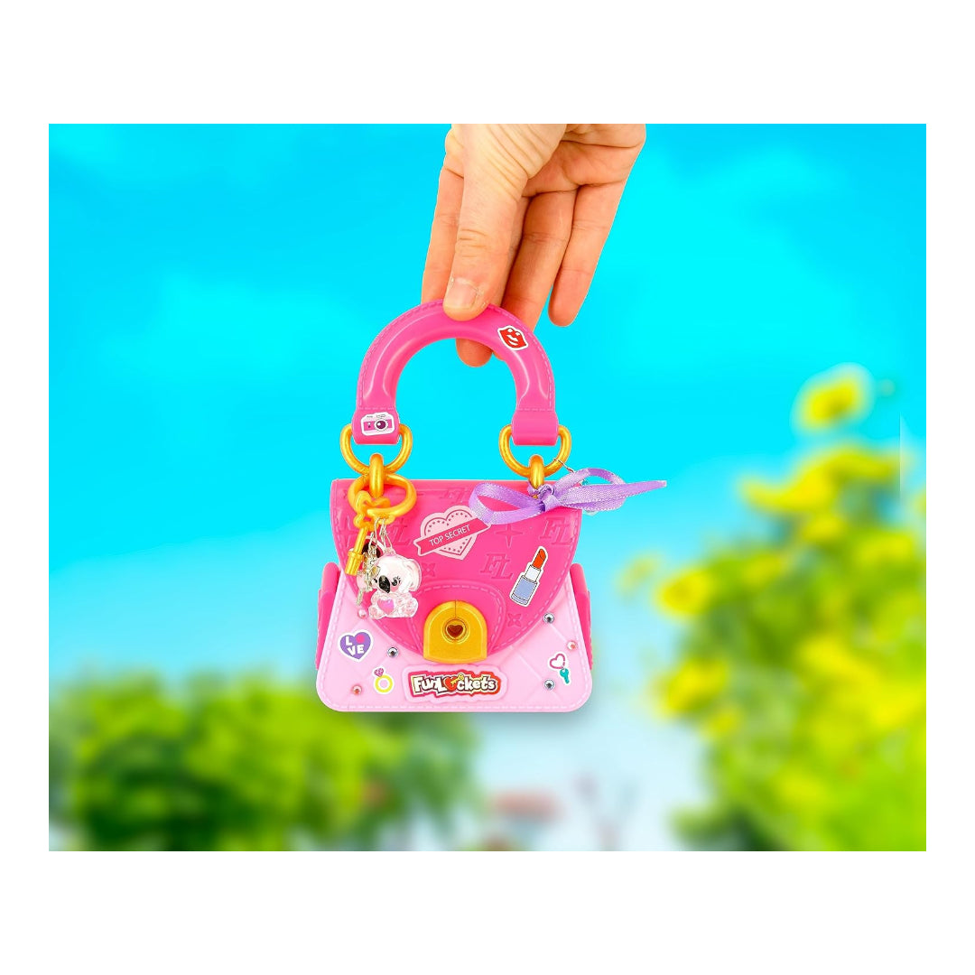 حقيبة صغيرة سرية