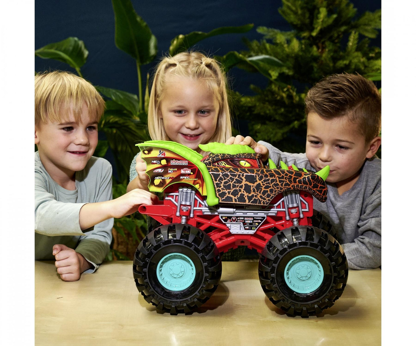 Dickie Toys Dragon Monster Truck