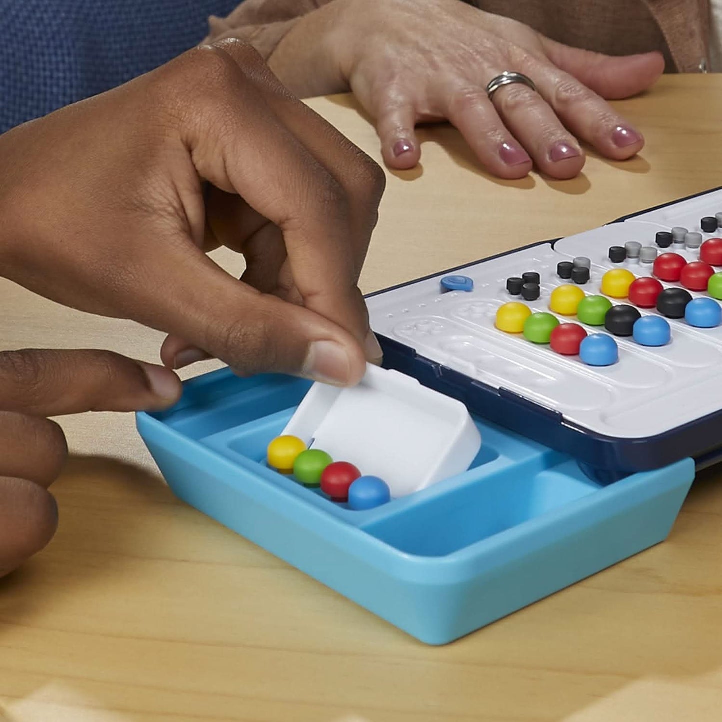 Hasbro Mastermind Refresh - Superpanda