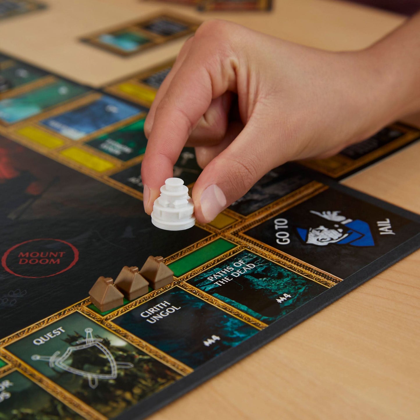 Hasbro Monopoly Lord Of The Rings - Superpanda
