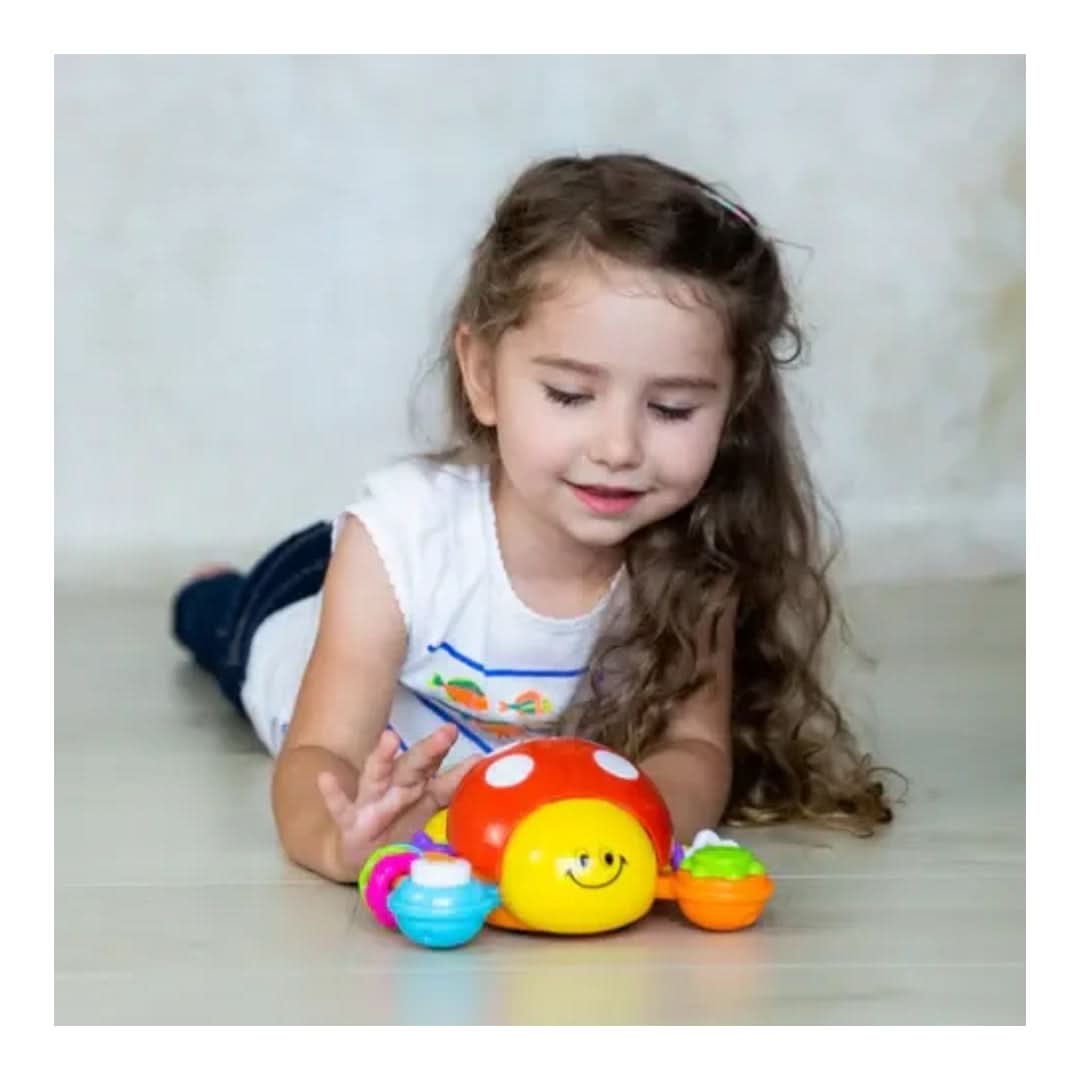 Winfun Press 'N Go Activity Ladybug - Superpanda