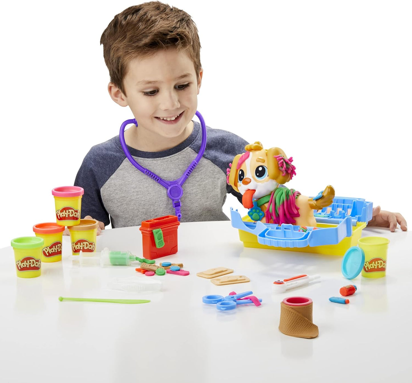 Play-Doh Care N Carry Vet With Toy Dog