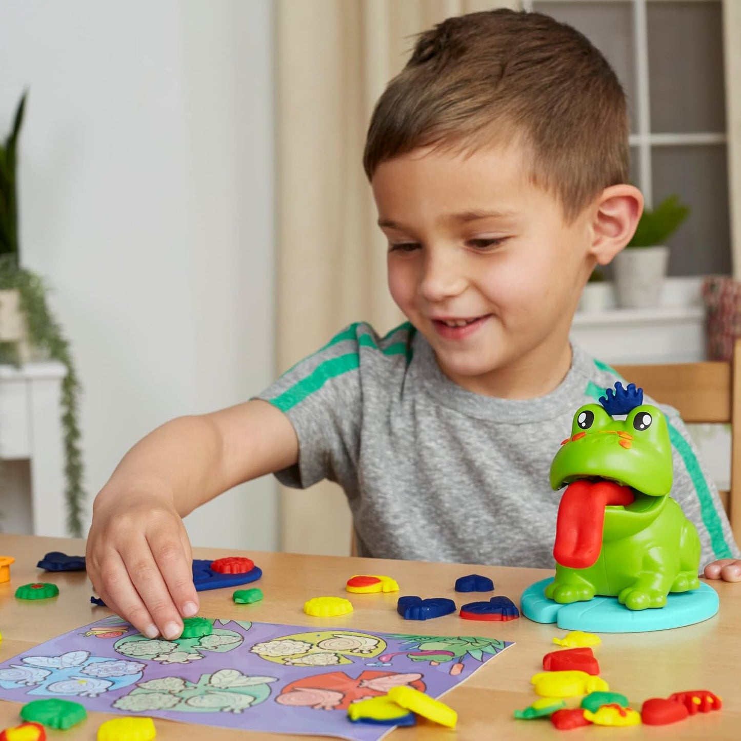 Play-Doh Frog N Colour Starter Set