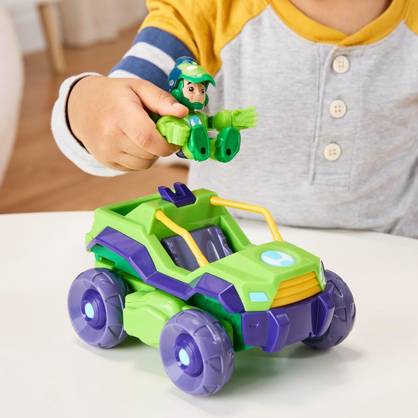 IRON MAN AND HIS AWESOME FRIENDS Marvel 2-in-1 Mech Suit & Vehicle