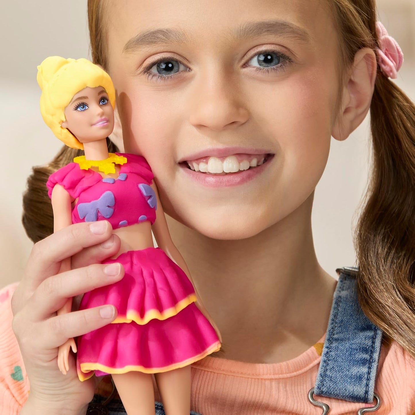 Play-Doh Barbie Ruffles and Bows Set, Make Doll Clothes with Modeling Compound