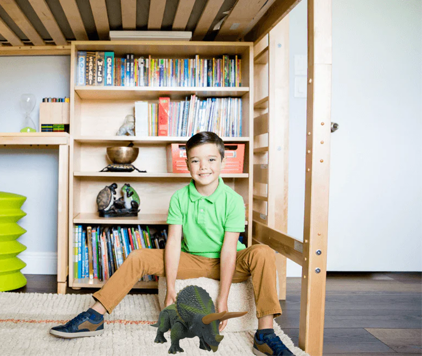 SAM Toys Press-Play Simulation Triceratops