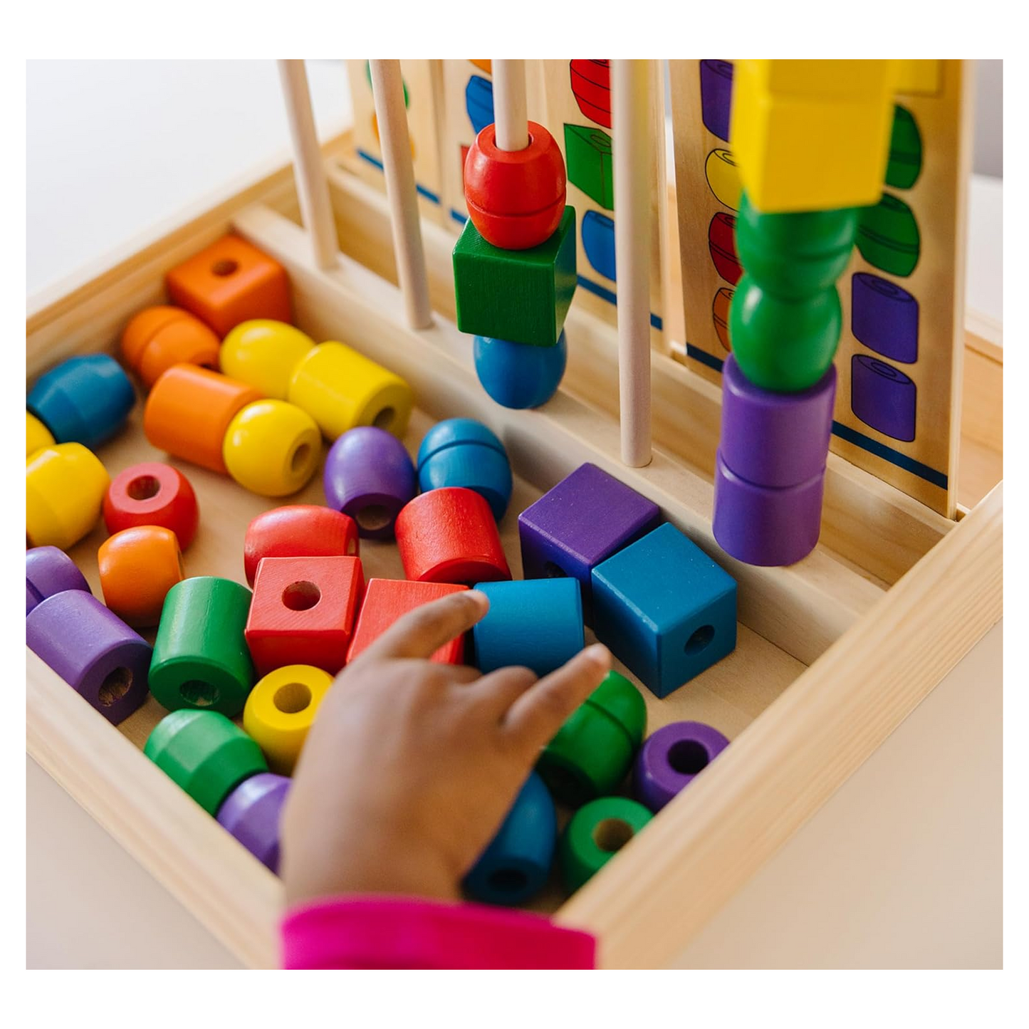 Melissa & Doug Bead Sequencing Set Wooden Beads and Pattern Boards