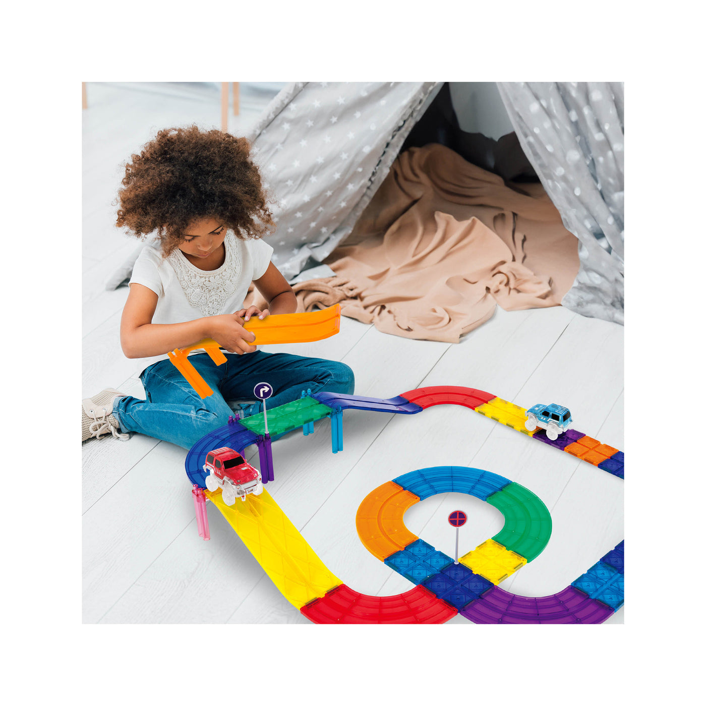 PicassoTiles Magnetic Race Car Track