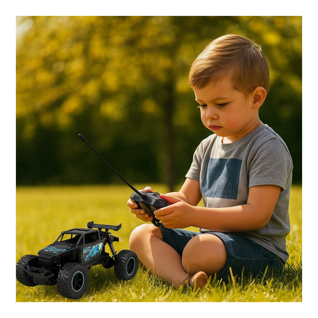 4x4 Remote Control Car: Four Channel Wireless Off-Road Climbing Car