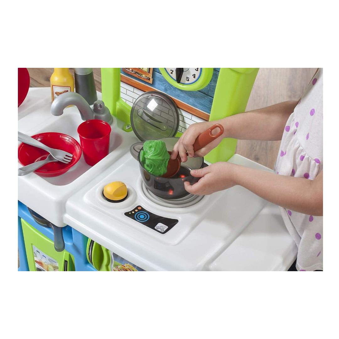 Step2 Little Cooks Kitchen
