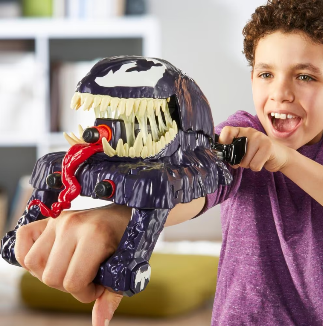 Hasbro Marvel Spider-Man V/S Venom Strike Blaster